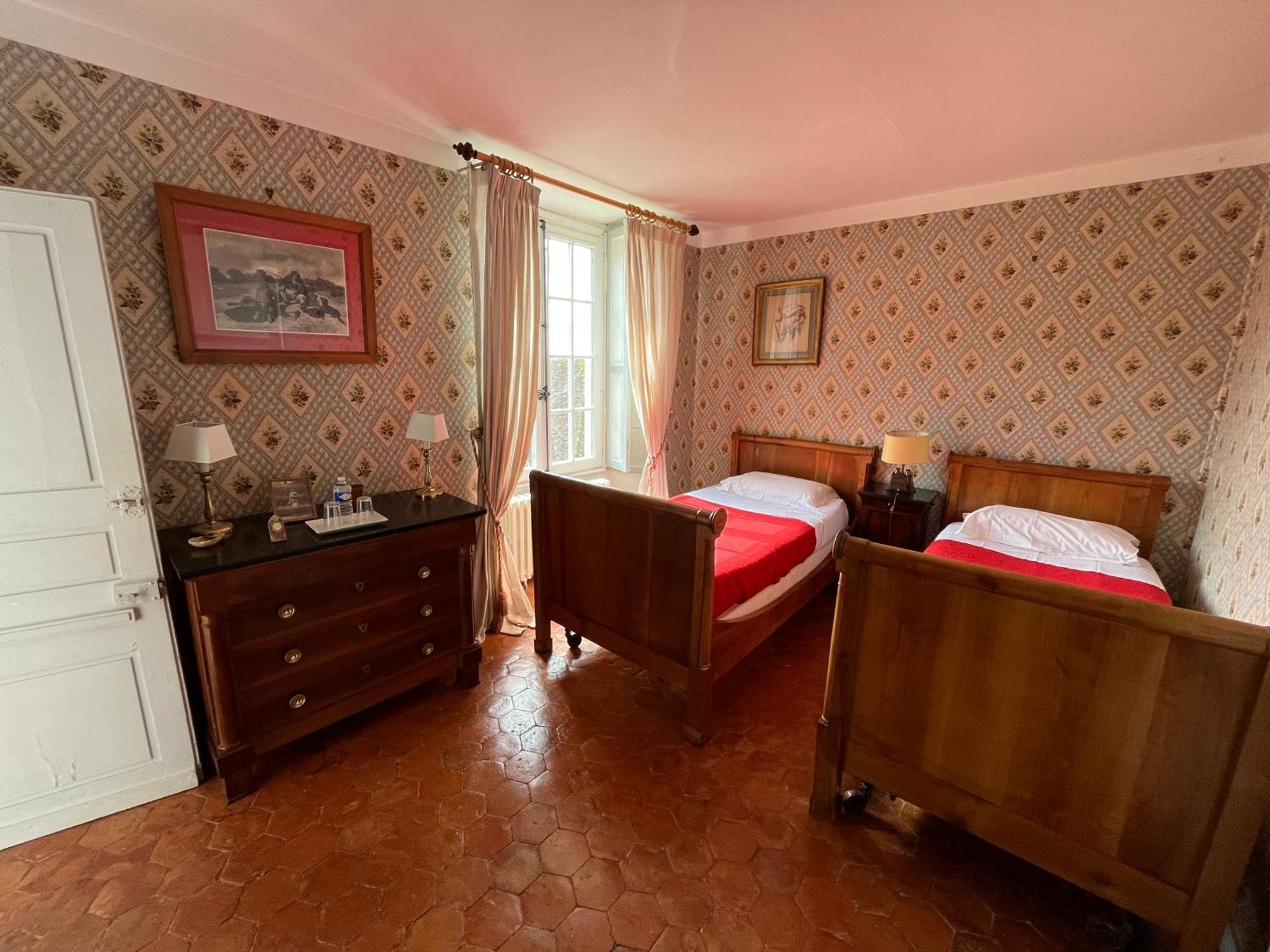 Chateau De Beaujeu Sens-Beaujeu Ngoại thất bức ảnh